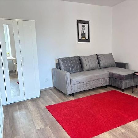 Apartament Narozna Kawalerka 49 Łódź Zewnętrze zdjęcie